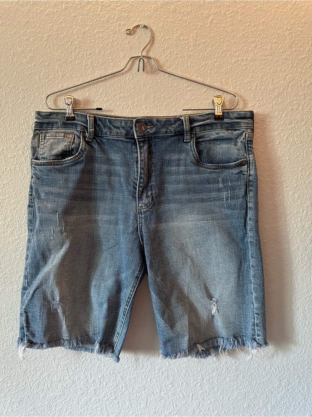 Kut from the Kloth // Faded Blue Distressed Denim Bermuda Shorts